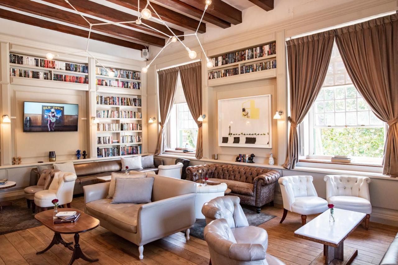 The Alphen Boutique & 5*