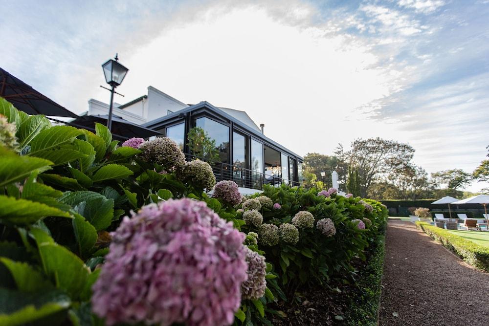 Hotel The Alphen Boutique &